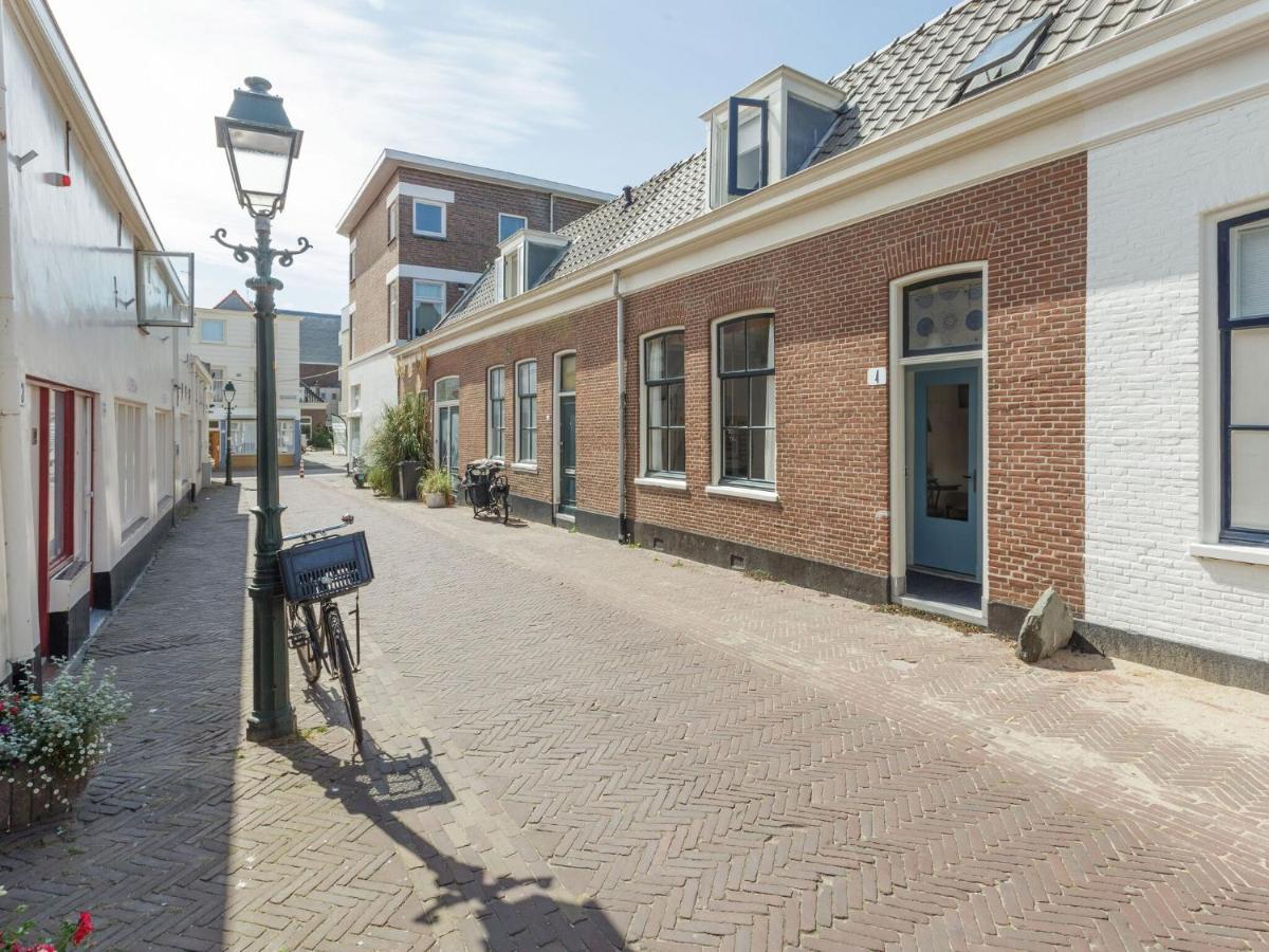 Picturesque Fisherman S House In Scheveningen Near The Shops The Hague Exterior photo